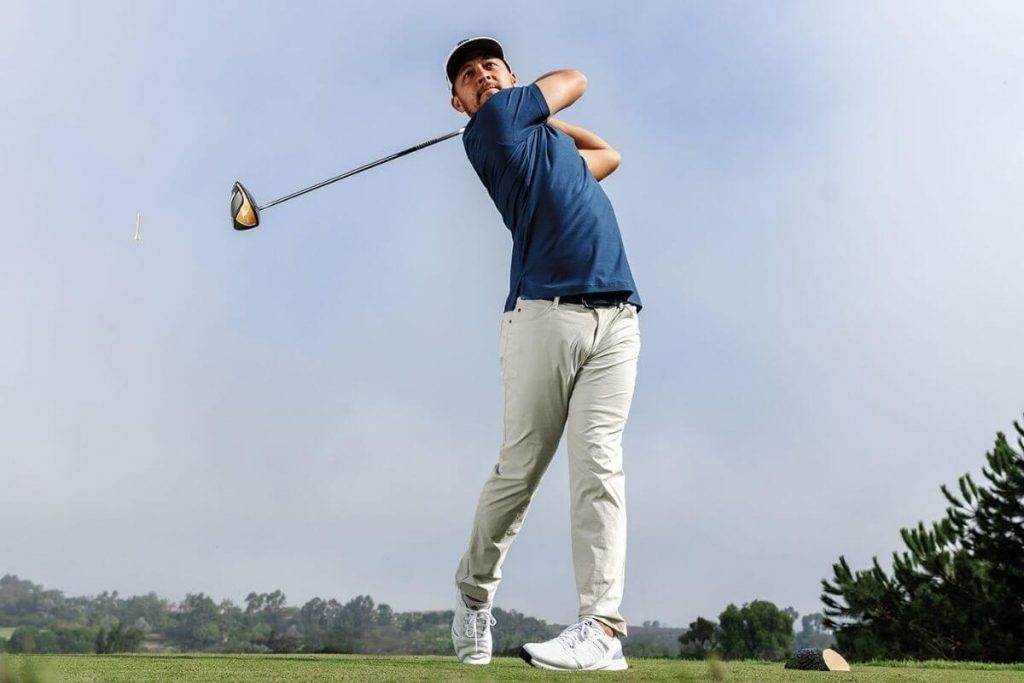 Things to Know When Unveiling Golf Apparel Collection